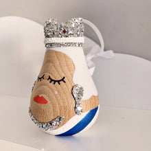 Load image into Gallery viewer, Queen Elizabeth Bauble - Styled By Sally
